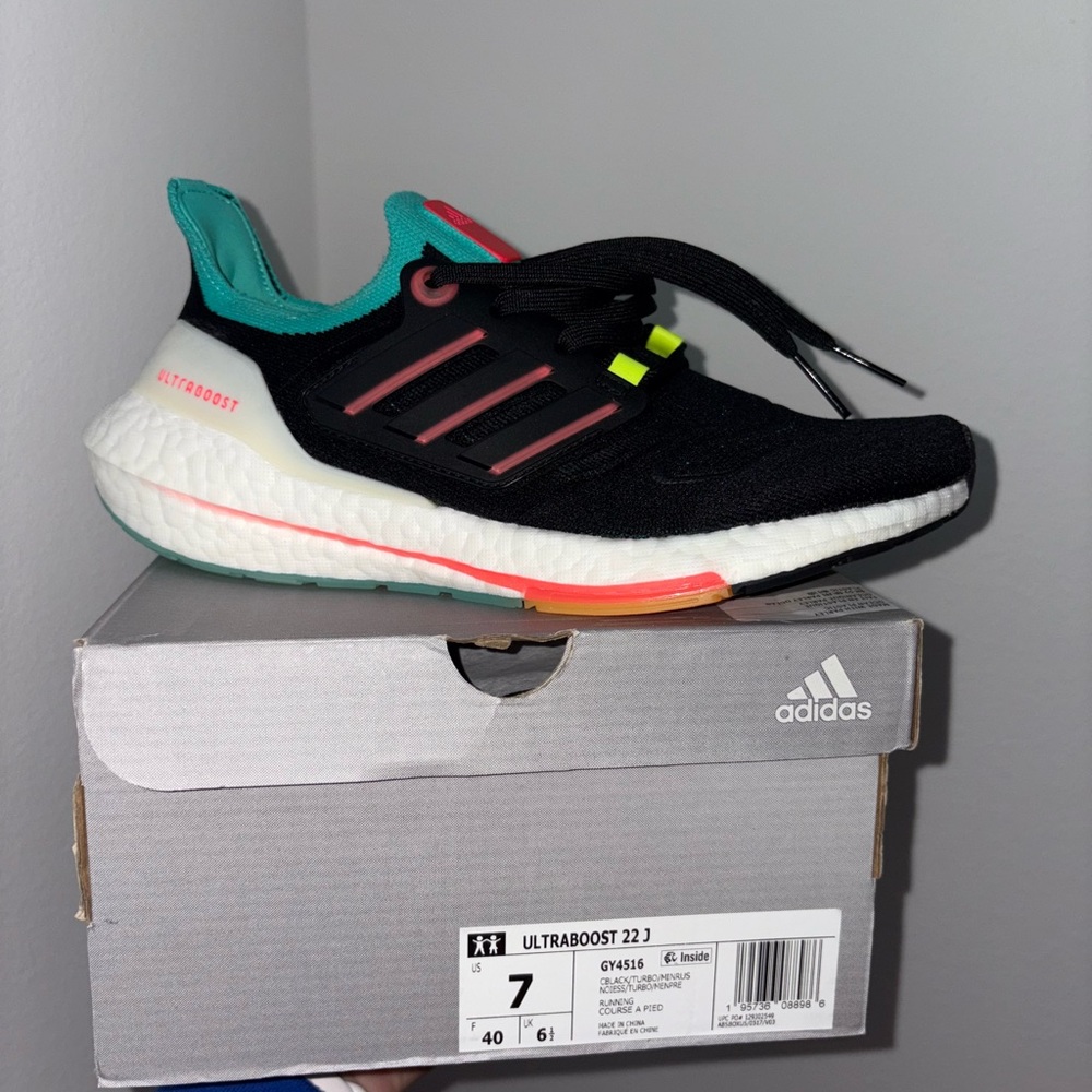 Adidas Ultraboost 22 Kids Shoes - Black and Teal